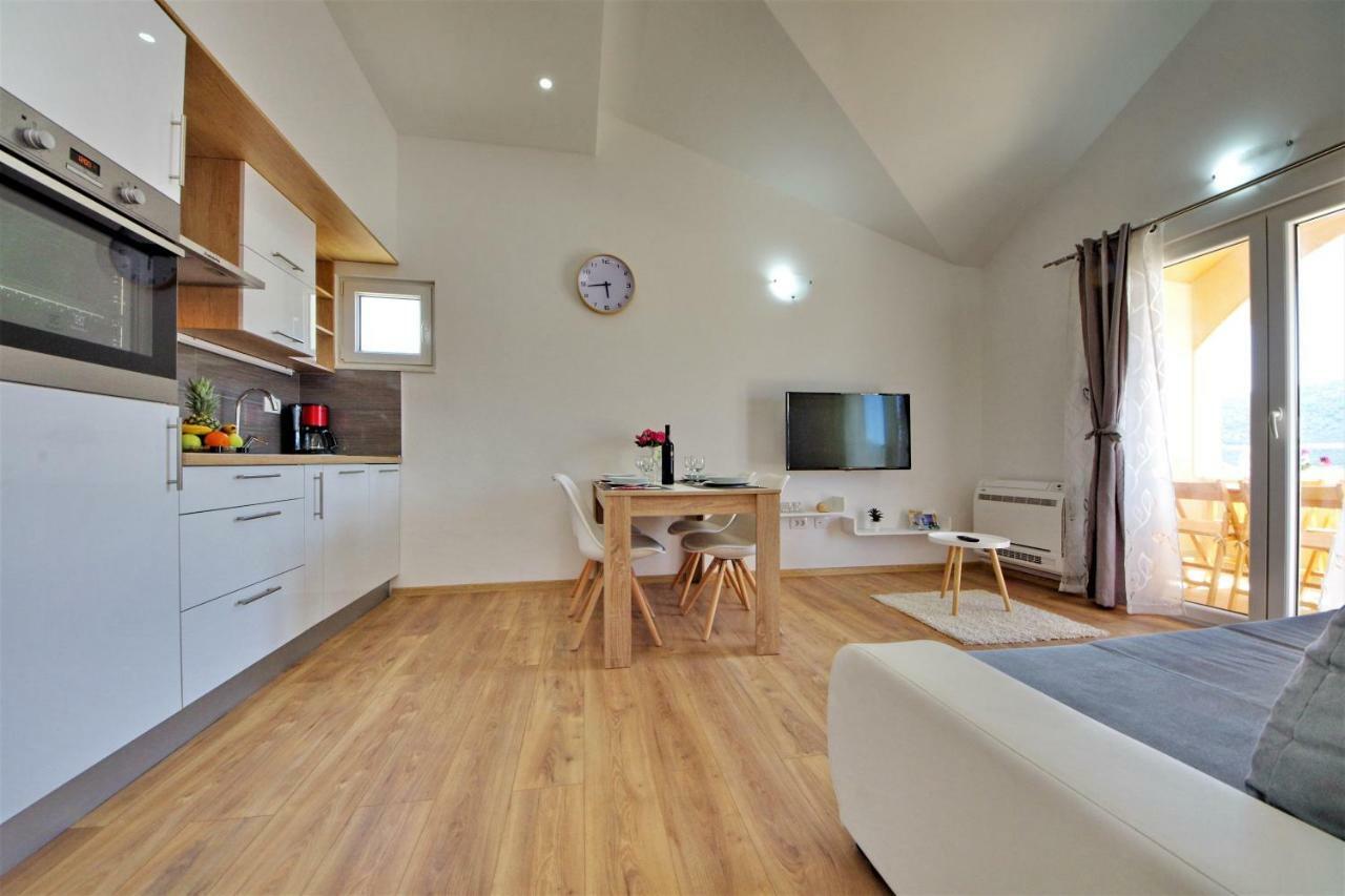 Apartman Mario Poljica  Extérieur photo